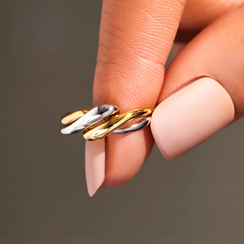 Women's Minimalist Two-Tone Ring, Fashionable and Versatile